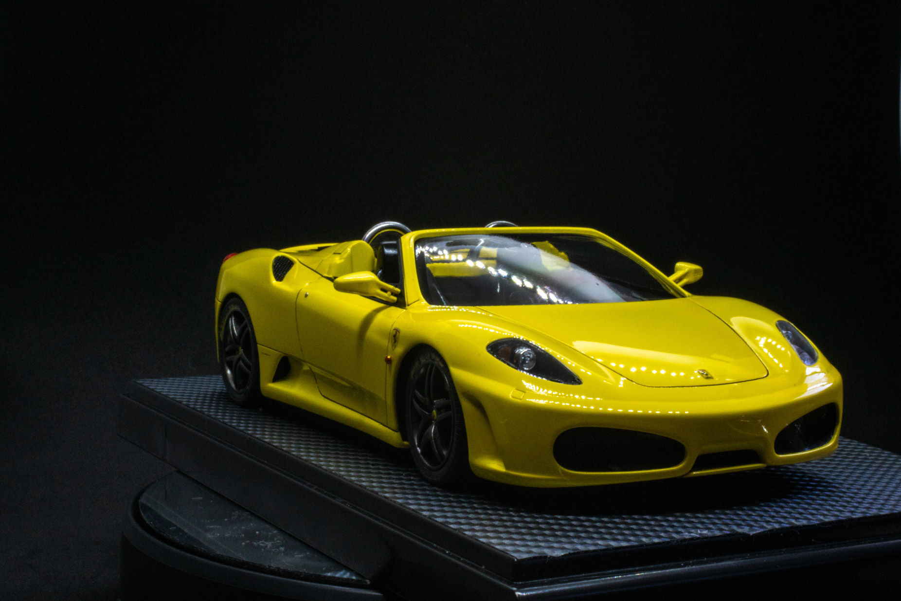 プラモデル製作記】フェラーリ F430 Spider 1/24│早期退職 : 3人家族