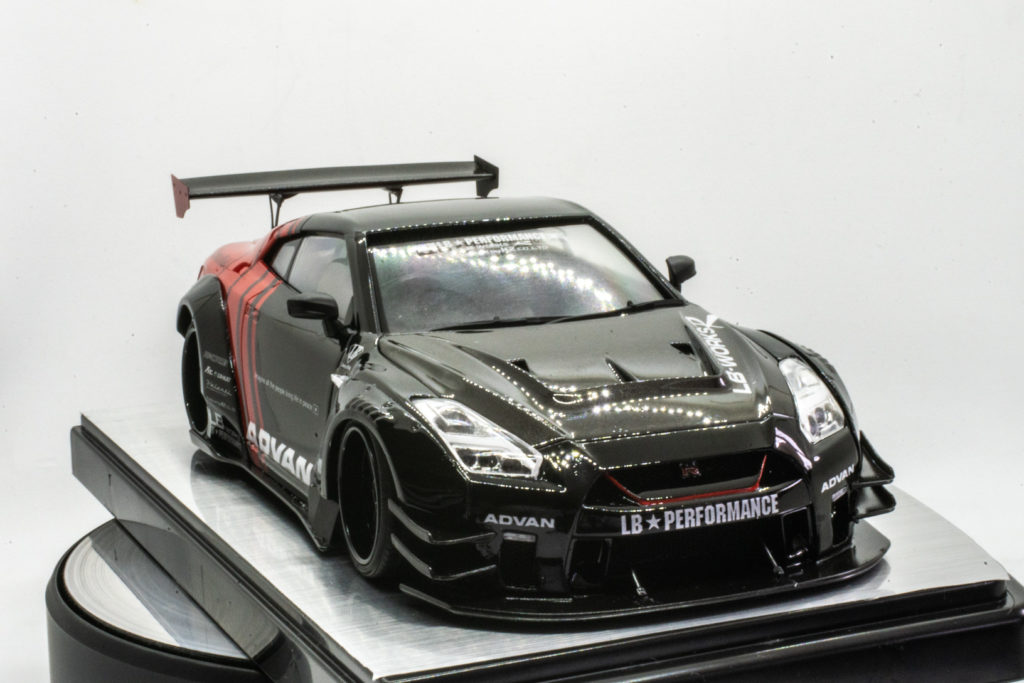 アオシマ LIBERTYWALK R35 GT-R type2 Ver.2 ADVAN (完成) プラモデル 